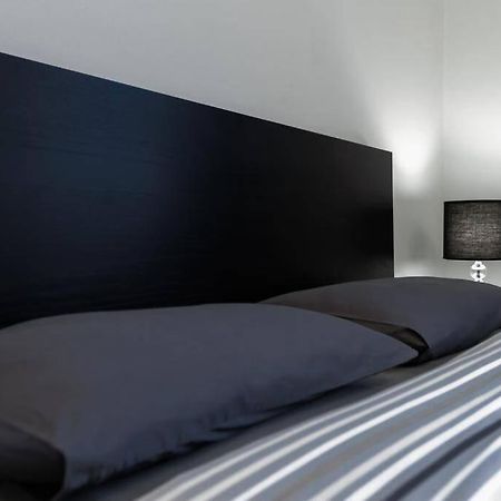 Apartamenty-Mi Crystal Varsovie Extérieur photo