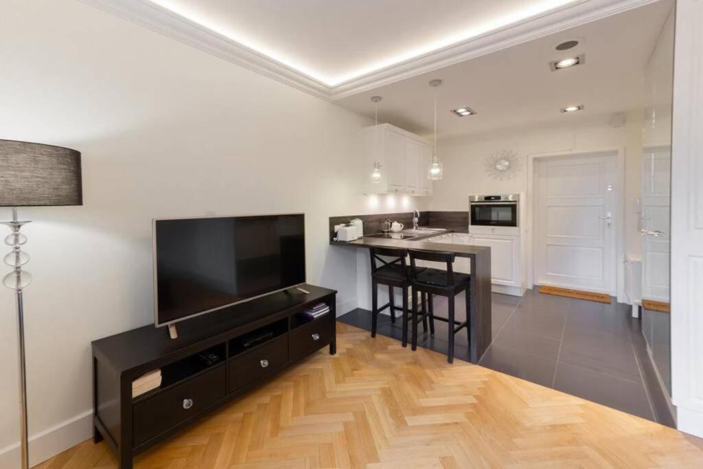 Apartamenty-Mi Crystal Varsovie Extérieur photo