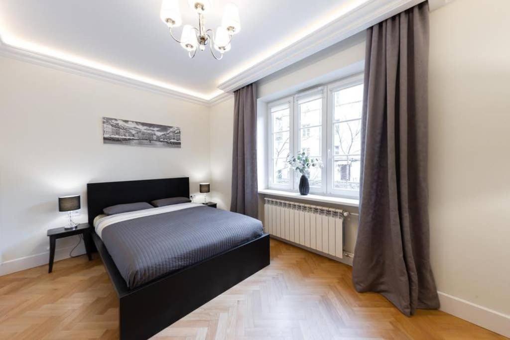 Apartamenty-Mi Crystal Varsovie Extérieur photo