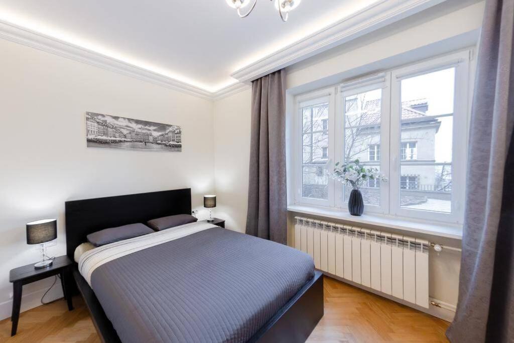 Apartamenty-Mi Crystal Varsovie Extérieur photo