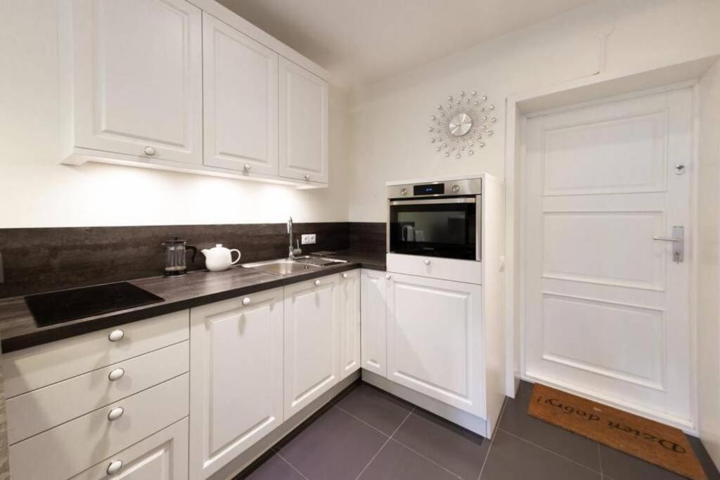 Apartamenty-Mi Crystal Varsovie Extérieur photo